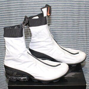 Nike Air VaporMax Flyknit Gaiter ISPA in reflective silver